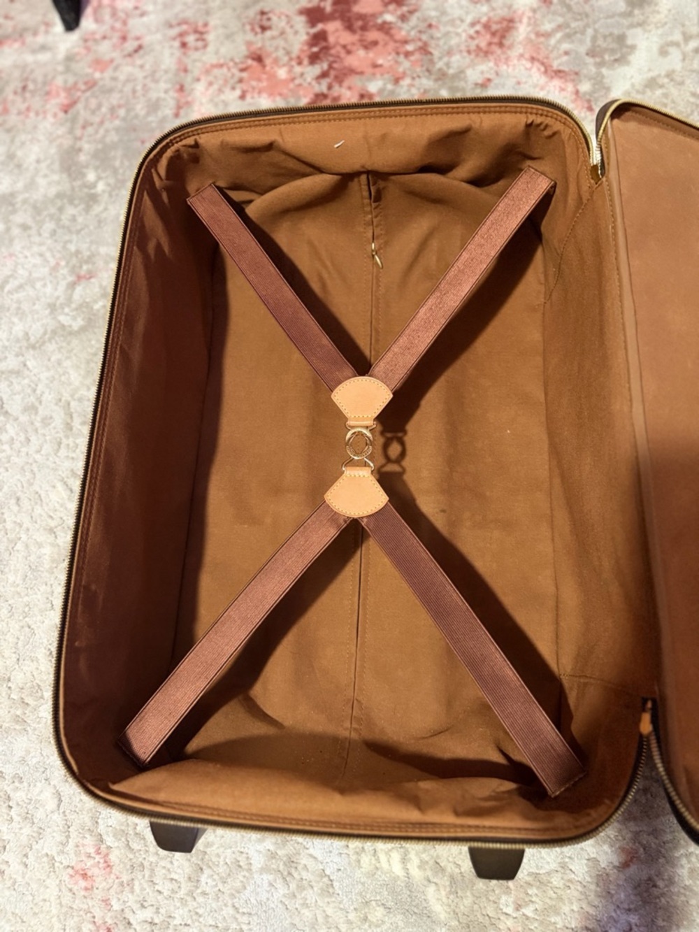 AUTHENTIC LOUIS VUITTON LUGGAGE - Picture 11 of 12